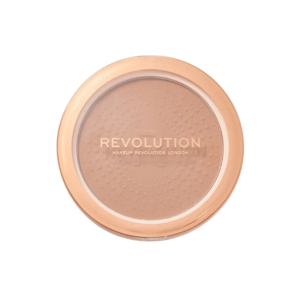 برونزر Revolution Mega Bronzer بلمسة مطفية طبيعية