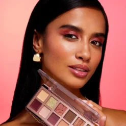 ⁦باليت ظلال العيون Revolution The Eternal Icon Green Eyeshadow Palette⁩ - الصورة ⁦3⁩